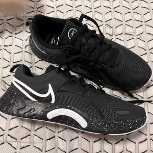 Nike Renew Retaliation Shoes